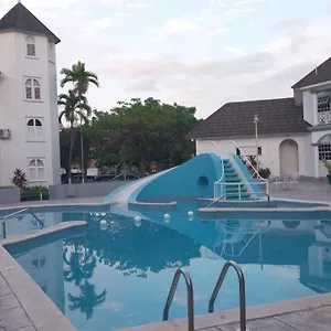 Aparthotel 20 Jamaica