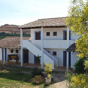 https://quinta-do-rio-country-inn.hotelaalgarve.com